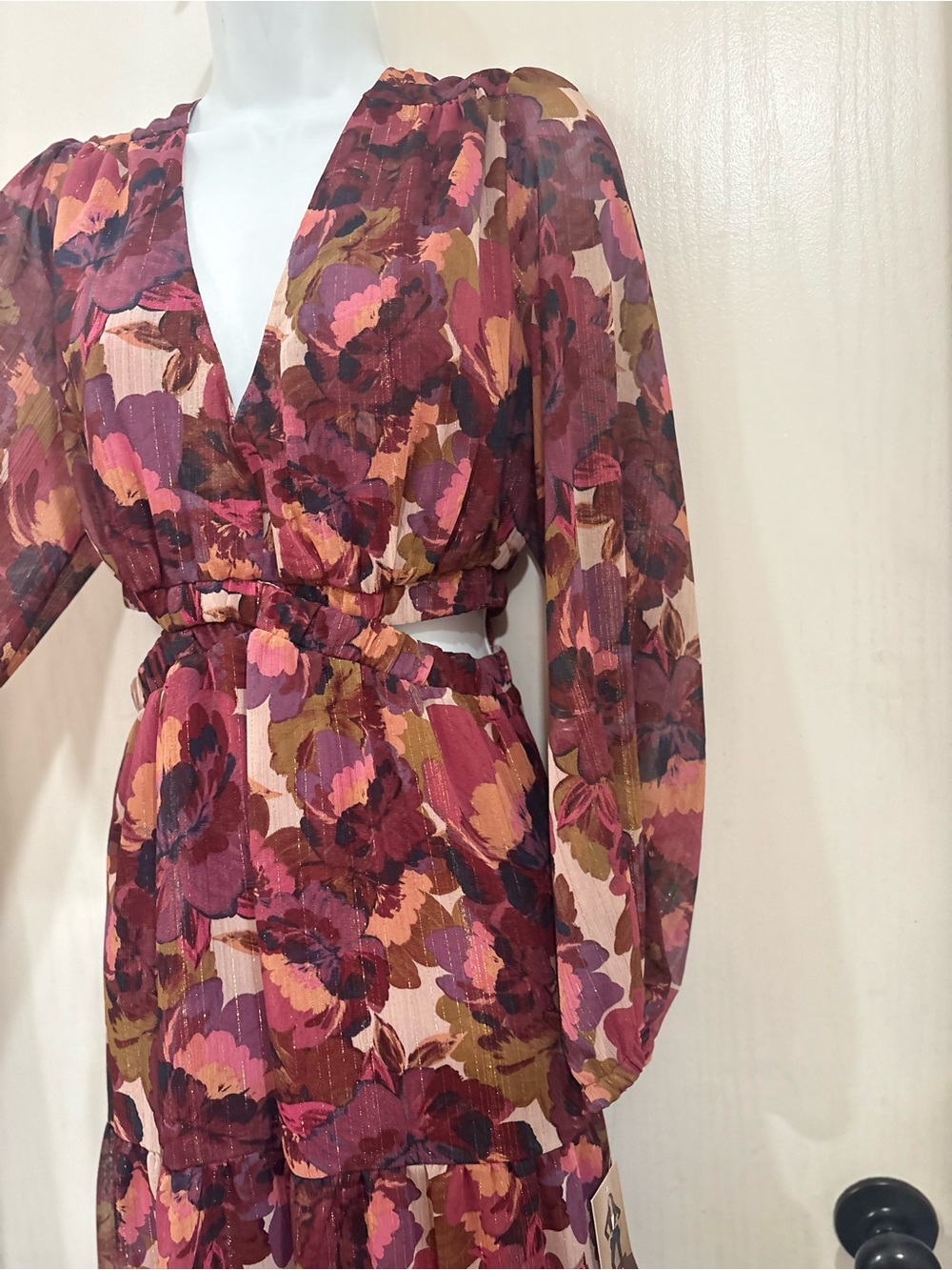 sofia by sofia vergara Burgundy and Pink Floral Maxi Dress - Picture 4 of 8